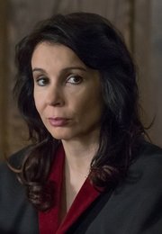 Голый Нэла Боудова