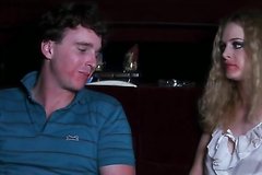 Хизер Грэм мужик трахает в машине