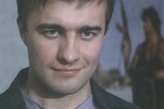 Похотливая шлюха соблазняет клиента танцами