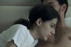 Красотка Каролин Дюсе сосет член