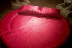 Знаменитый актер развлекается с толпой студенток