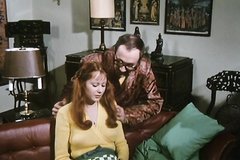 Отец соблазняет свою дочку студентку