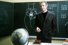 Юная студентка соблазняет священника и учителя