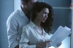 Екатерина Климова трахается с любовником в офисе