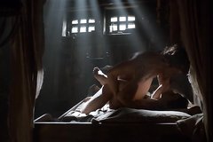 Теон Грейджой плывет на корабле и трахает грубо шлюху у себя в каюте