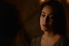 Роб Старк влюбился в медсестру на поле боя и трахается с ней