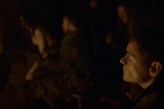 Солдаты грубо ебут захваченных девок