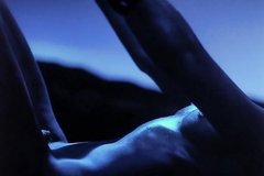 Парень кончил от мотоцикла