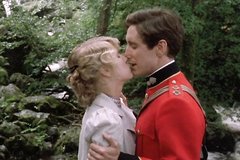 Парочка сбегает из города чтобы потрахаться