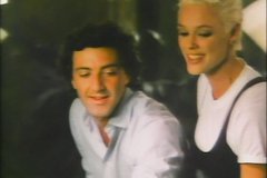 Красивый секс с Бриджит Нильсен