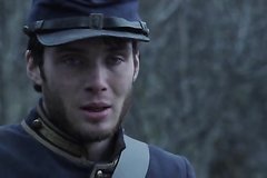 Солдаты насилуют Натали Портман