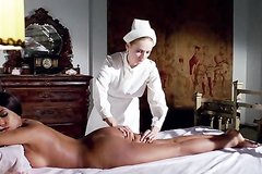 Чувственный массаж для пациентки