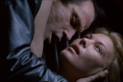 Изменила с другом прямо на глазах у парня