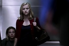 Хитрец лишил девственности богачку