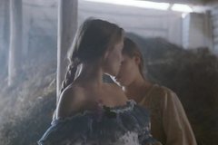 Шикарная Елена Корикова засветила сиськи