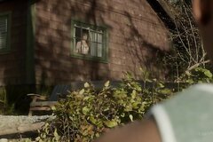 Парень подсматривает за учительницей в летнем лагере