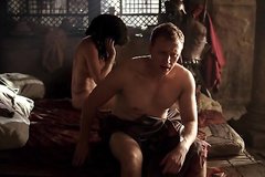 Мужика глючит в борделе что рядом его жена